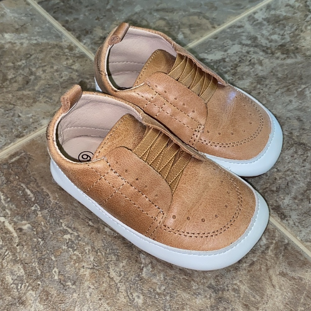Little Love Bug leather shoes